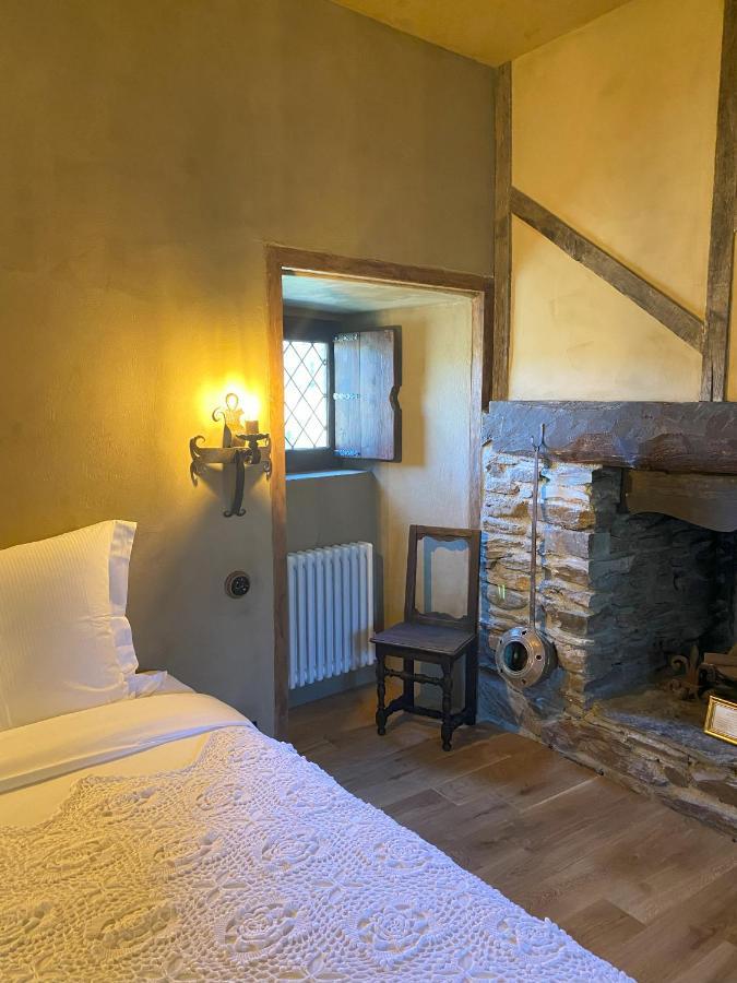 Bed & Breakfast Le Chateau De Cambiaire *